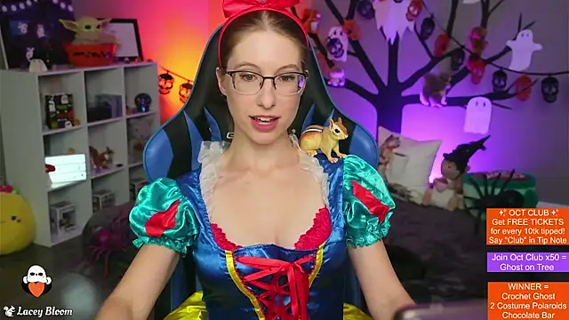 TheLaceyBloom online show from 23, 10, 2025