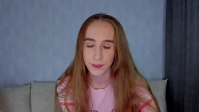 Snapshot of _mira_cle_ chatting on 4, 11, 2025 mira cle online show from 4, 11, 2025