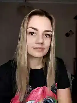 KrissSexi online show from 4, 3, 2025