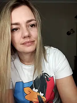 KrissSexi online show from 5, 3, 2025