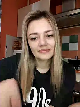 KrissSexi online show from 8, 3, 2025