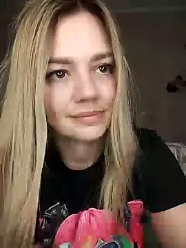 KrissSexi online show from 18, 3, 2025