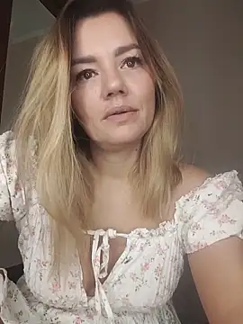 KrissSexi online show from 5, 11, 2025