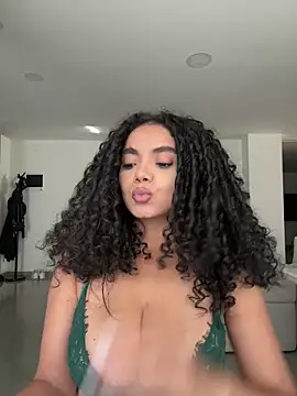 Snapshot of Mariecurl chatting on 19, 3, 2026 Mariecurl online show from 19, 3, 2026