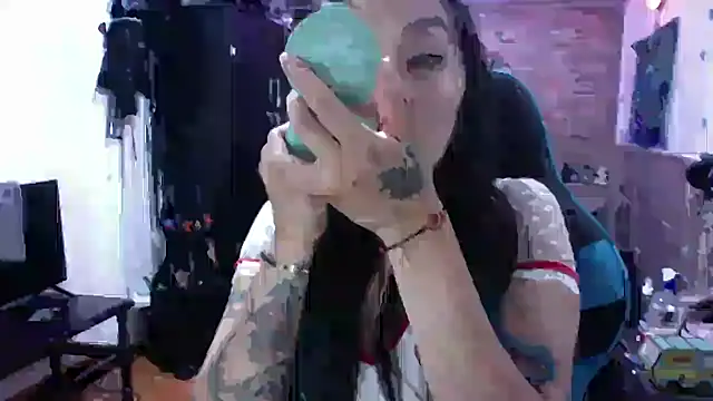 AngelaQueen  online show from 29, 10, 2025