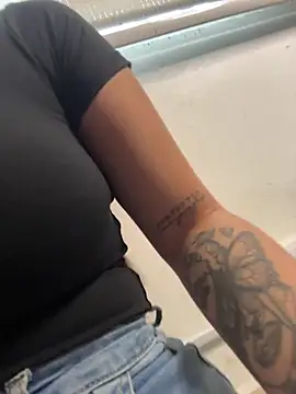 LunaBaker-1 online show from 17, 11, 2025