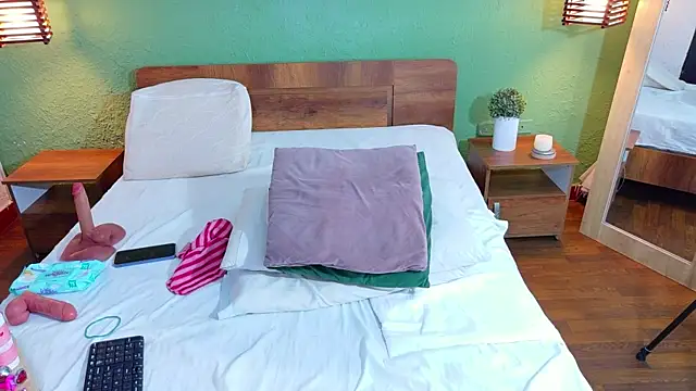 dannaahbrown online show from 4, 3, 2026