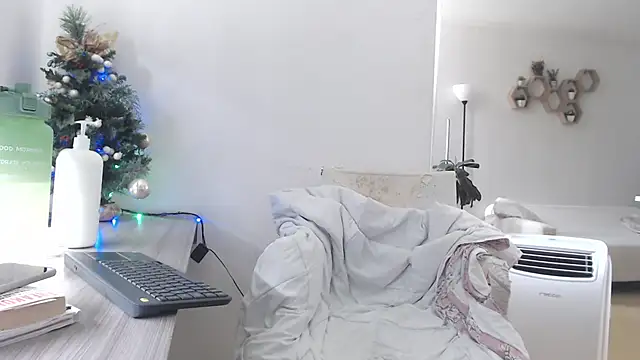 MIYESSI online show from 15, 1, 2026