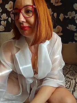 Snapshot of LybovNTV chatting on 8, 2, 2025 LybovNTV online show from 8, 2, 2025