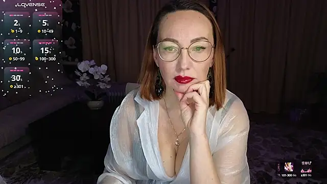 Snapshot of LybovNTV chatting on 27, 2, 2025 LybovNTV online show from 27, 2, 2025