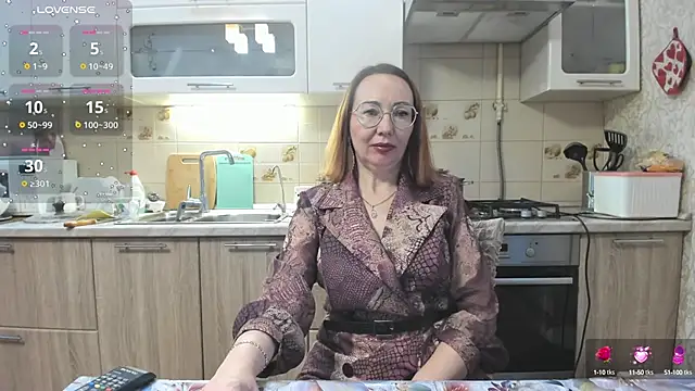 Snapshot of LybovNTV chatting on 8, 3, 2025 LybovNTV online show from 8, 3, 2025