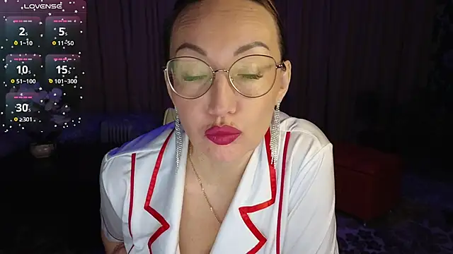 Snapshot of LybovNTV chatting on 10, 3, 2025 LybovNTV online show from 10, 3, 2025