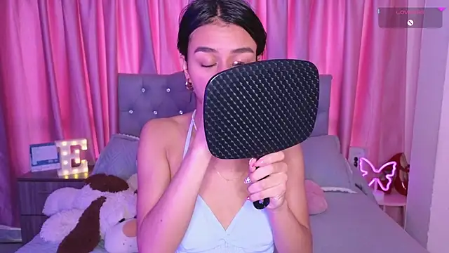 Emiily Scott1 online show from 8, 11, 2025