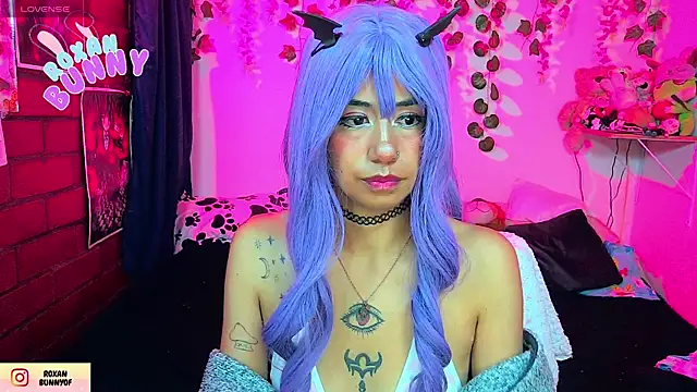 Roxanbunny1 online show from 18, 7, 2026