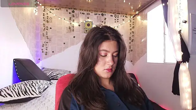 kisstarxxx online show from 4, 11, 2025