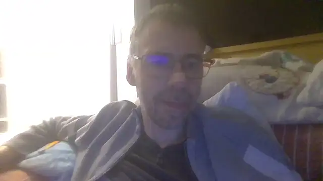 ptitcanard60600 online show from 5, 11, 2025