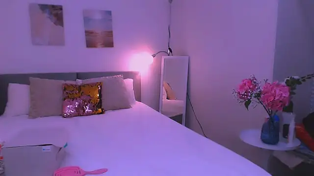 Snapshot of LesleySweet chatting on 9, 1, 2026 LesleySweet online show from 9, 1, 2026