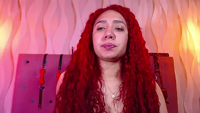 IsabelaLatina online show from 24, 2, 2026