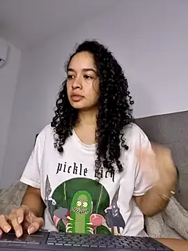 Snapshot of angela__98 chatting on 15, 1, 2026 angela 98 online show from 15, 1, 2026