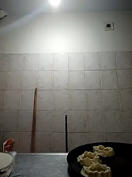 Bombon ok online show from 5, 2, 2026