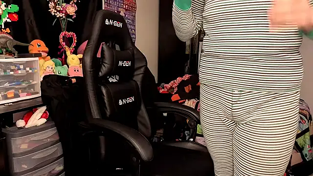 ShinyCherub online show from 12, 10, 2025