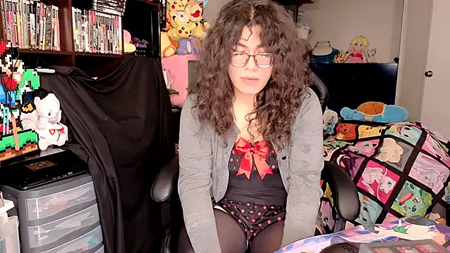 Snapshot of ShinyCherub chatting on 25, 3, 2026 ShinyCherub online show from 25, 3, 2026