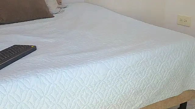 KeryHillson online show from 7, 11, 2025