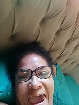 Snapshot of Delicy1 chatting on 26, 10, 2025 Delicy1 online show from 26, 10, 2025