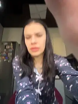 Queen of pain online show from 23, 3, 2026