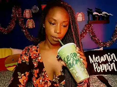 Snapshot of aliviab chatting on 12, 12, 2024 aliviab online show from 12, 12, 2024