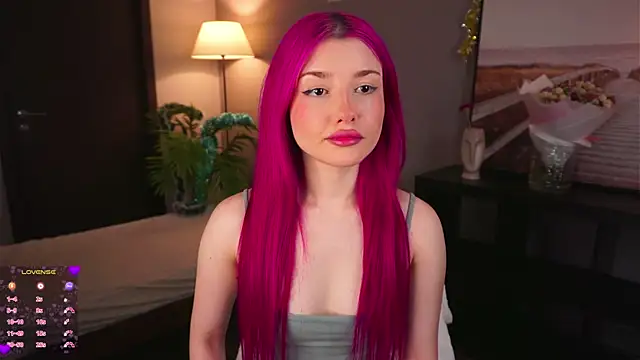 ShirleyCarolyn online show from 12, 12, 2024