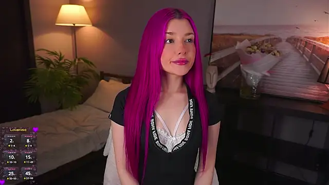 ShirleyCarolyn online show from 16, 12, 2024