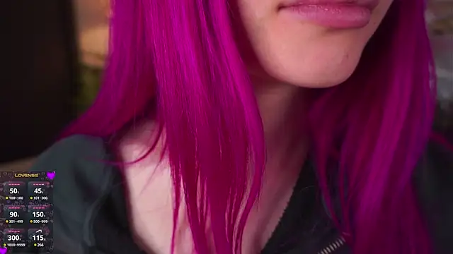 ShirleyCarolyn online show from 19, 12, 2024