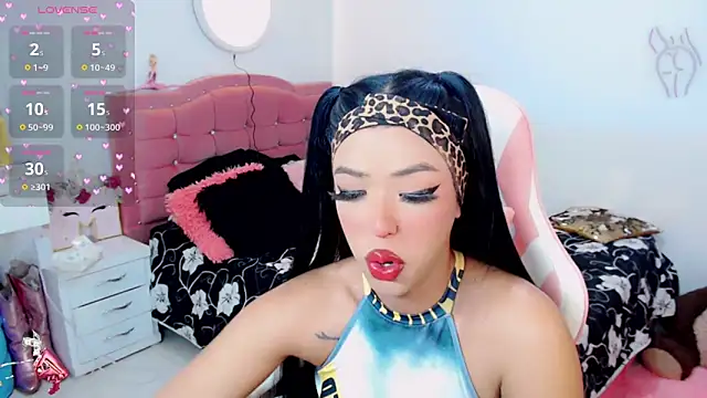 Tanedra collings online show from 12, 9, 2025