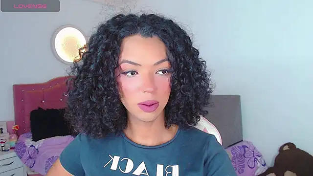 Tanedra collings online show from 14, 7, 2026
