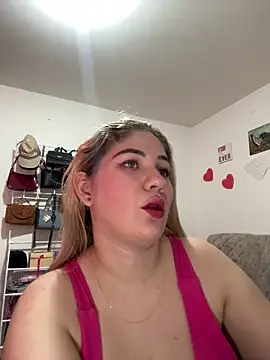 Snapshot of Celestedubois chatting on 9, 5, 2026 Celestedubois online show from 9, 5, 2026