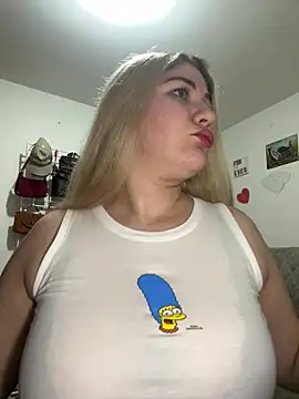 Snapshot of Celestedubois chatting on 16, 5, 2026 Celestedubois online show from 16, 5, 2026