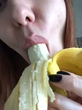  Sweet Love  online show from 16, 4, 2026