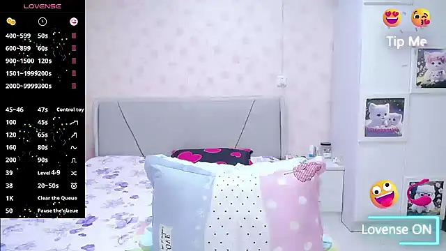 Snapshot of Elvira_baby chatting on 23, 6, 2026 Elvira baby online show from 23, 6, 2026