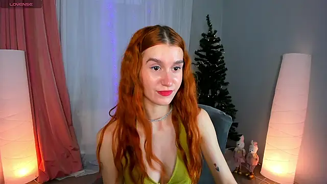 Snapshot of Sally_Biscuit chatting on 28, 12, 2024 Sally Biscuit online show from 28, 12, 2024