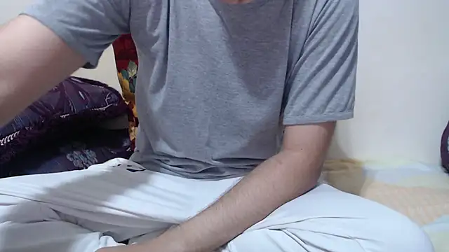Snapshot of Alexdelarge323 chatting on 6, 7, 2026 Alexdelarge323 online show from 6, 7, 2026