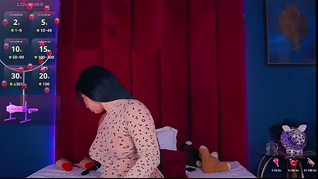 Snapshot of MadyLuxxx chatting on 28, 2, 2026 MadyLuxxx online show from 28, 2, 2026