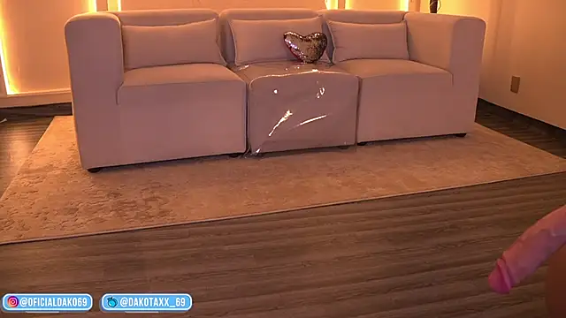 Snapshot of Dakota_Lee chatting on 18, 2, 2026 Dakota Lee online show from 18, 2, 2026