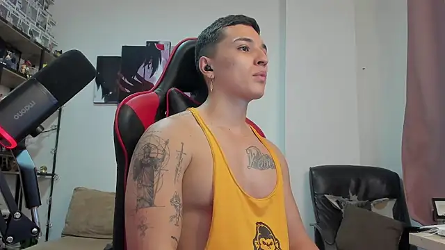 Snapshot of masterchief432 chatting on 11, 11, 2025 masterchief432 online show from 11, 11, 2025