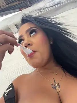 Luisa Fernandaa online show from 11, 4, 2026