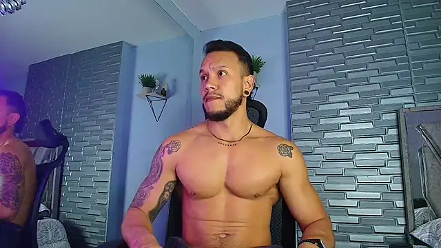 ARON TAYLER01 online show from 17, 2, 2026