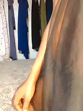 NicRaisaa online show from 19, 2, 2025