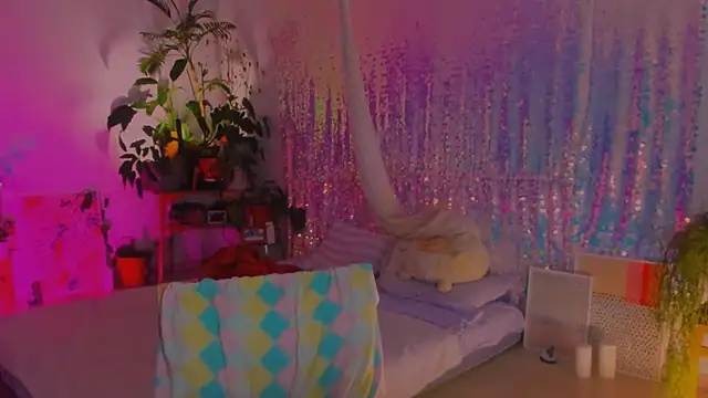 poli   online show from 4, 1, 2025