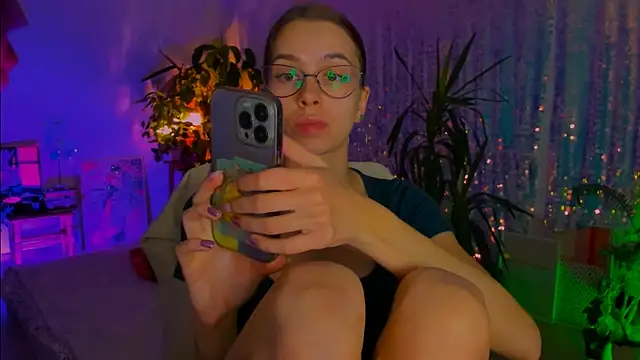 poli   online show from 24, 11, 2025