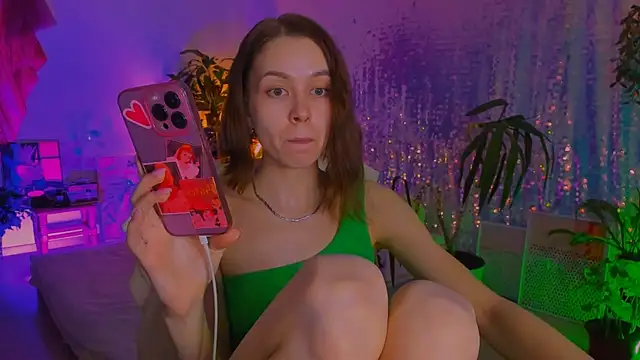 poli   online show from 9, 4, 2026